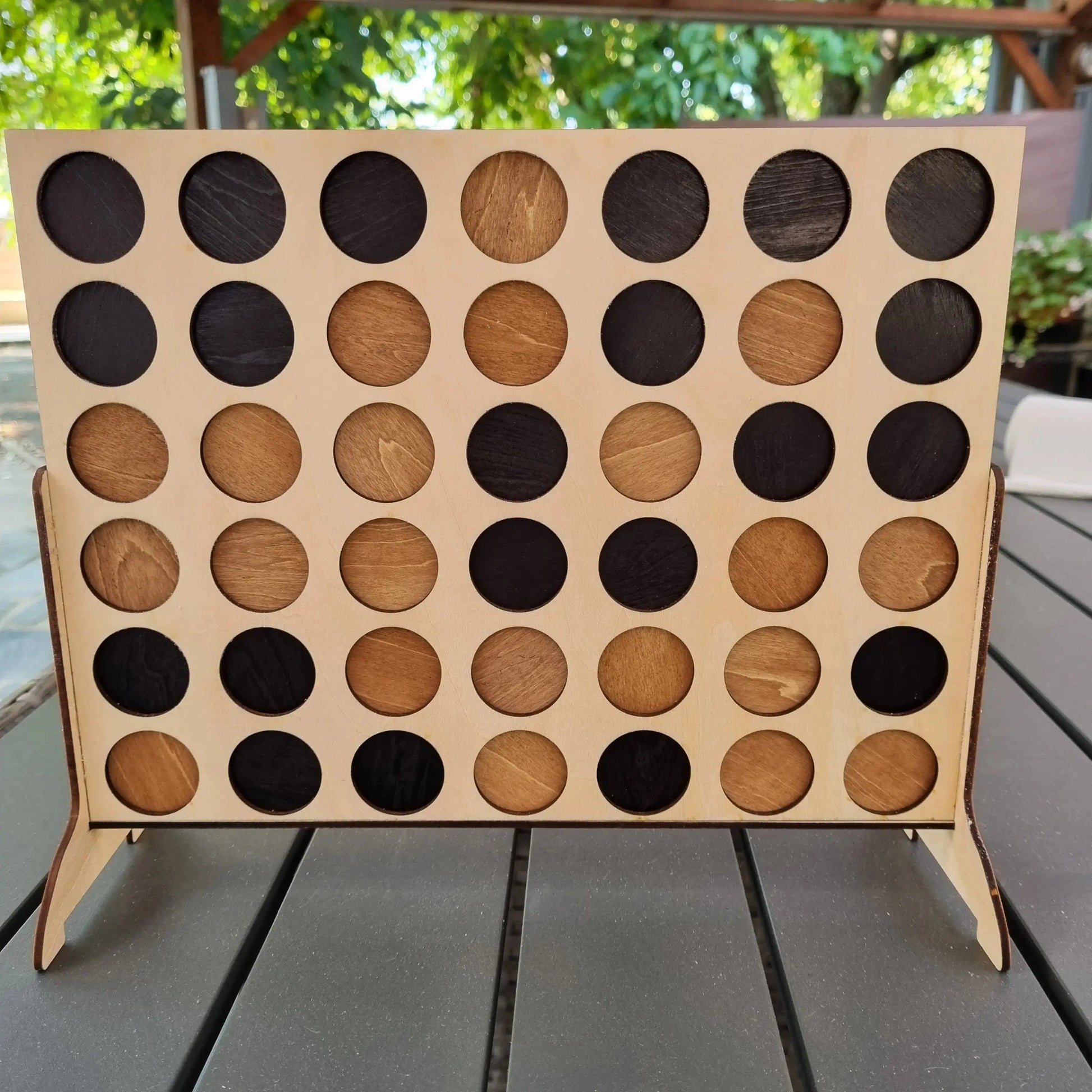 Puissance 4 noir et marron